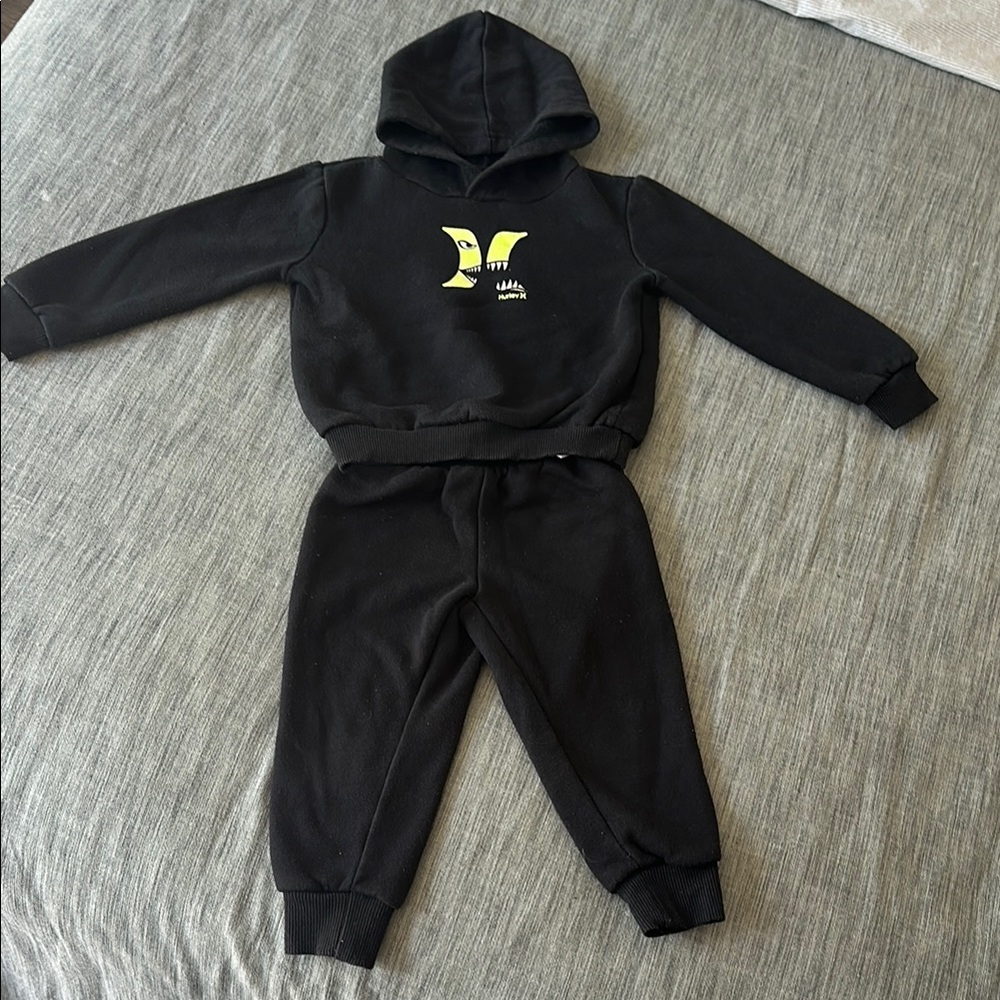 Hurley | Toddler Black Hoodie and Jogger Set (2T)